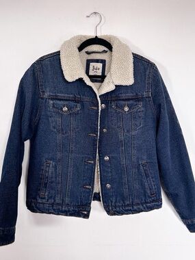 Suko Jeans Sherpa-Lined Denim Jacket in Dark Blue‎